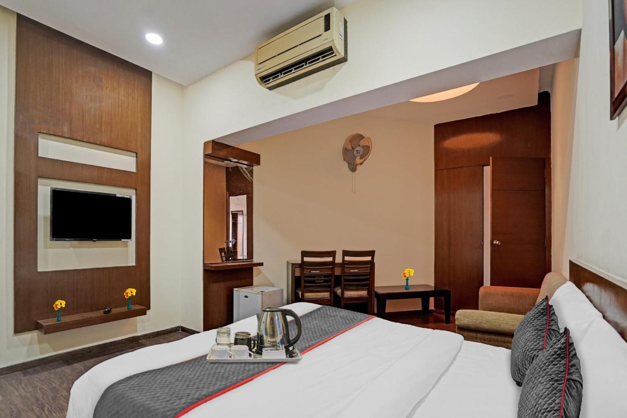 Hotel O Royal Regency Ghaziabad Extérieur photo