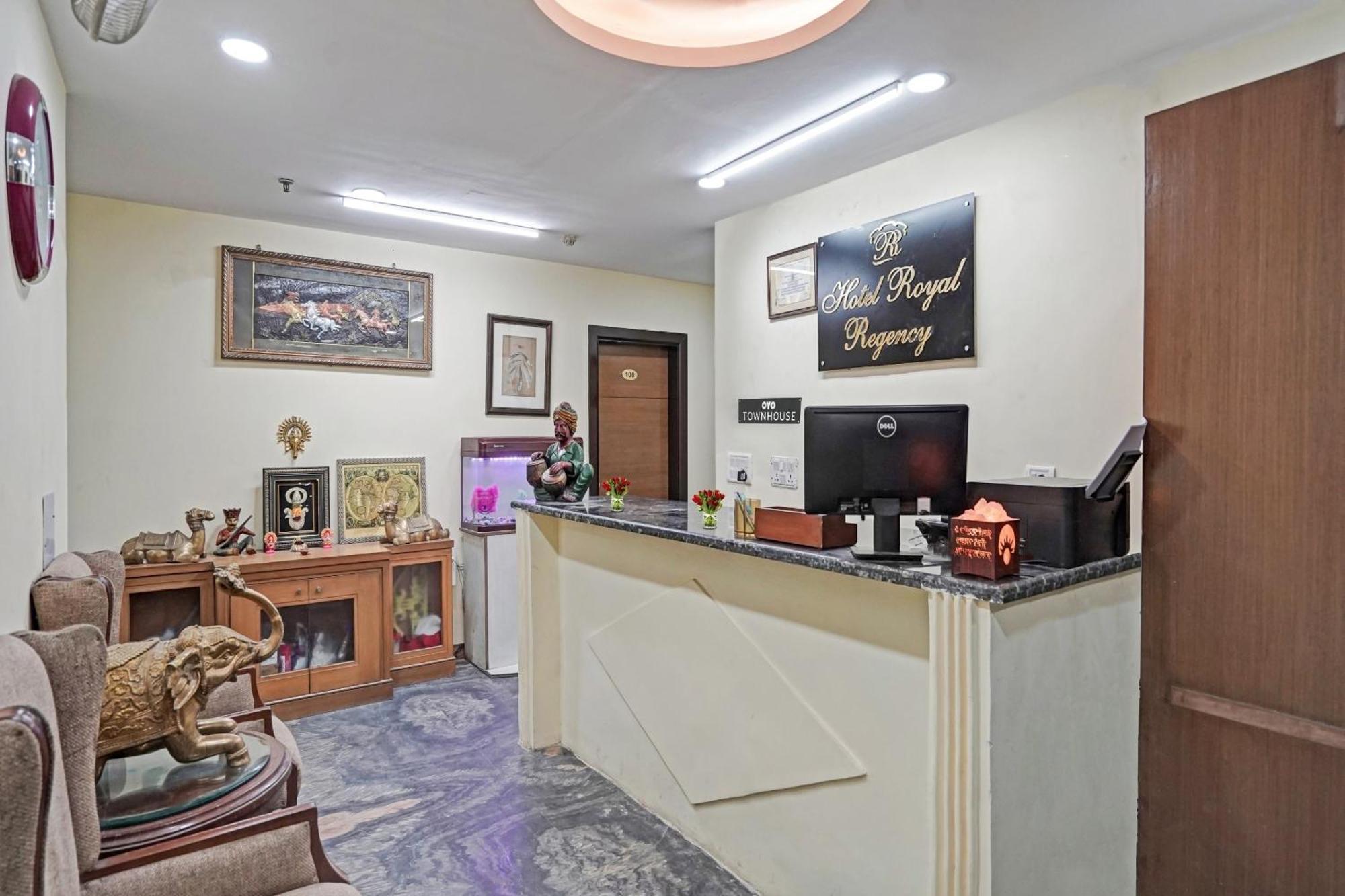 Hotel O Royal Regency Ghaziabad Extérieur photo
